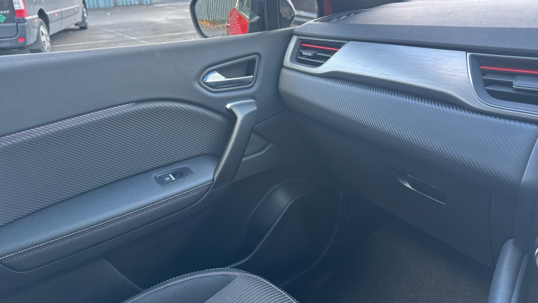 Renault Captur 1.6 E-TECH Hybrid 145 R.S. Line 5dr Auto Hybrid Hatchback